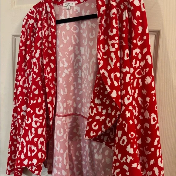 ANDREE BY UNIT Red and White Patterned Cardigan size 3 x - Picture 1 of 6
